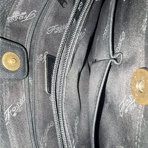 Fossil Black Leather Crossbody Messenger Bag 🖤 Adjustable Strap – Authentic - Picture 7 of 7
